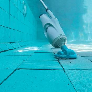 Aspirateur piscine électrique sans fil Telsa 5 rechargeable Kokido